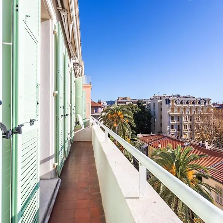 Ambassador Palace Ap2095 By Riviera Homes